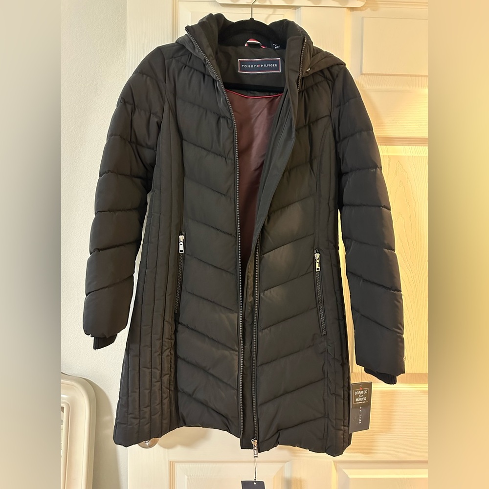 NEW w/ Tags Tommy Hilfiger Women’s Puffer Jacket w/ Removable Faux-Fur-Trim Hood